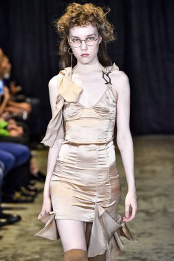 Anne Sofie Madsen gösteri  