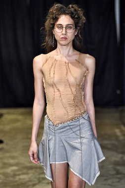 Anne Sofie Madsen gösteri  