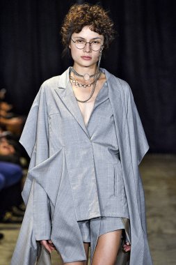 Anne Sofie Madsen gösteri  