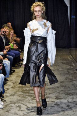 Anne Sofie Madsen gösteri  