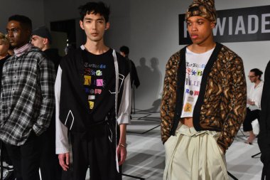 R Swiader sunu sırasında Nyfw