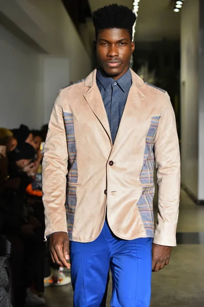  Antinoo erkek giyim sonbahar 2017 metamorfoz koleksiyonu 