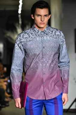  Antinoo erkek giyim sonbahar 2017 metamorfoz koleksiyonu 