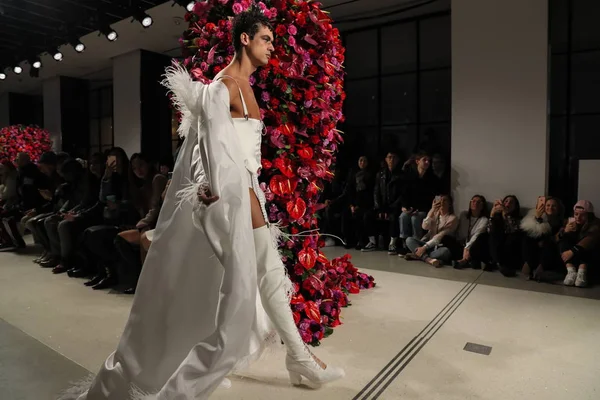 Coleção Palomo Espanha durante a NYFW — Fotografia de Stock