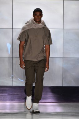 Deveaux moda tanıtımı