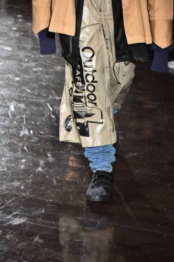 N. Hoolywood Nyfw sırasında