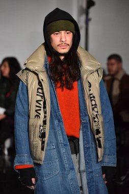 N. Hoolywood Nyfw sırasında