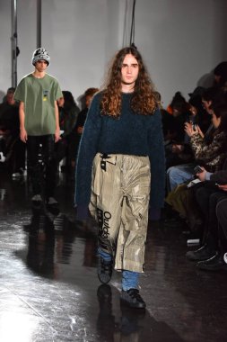 N. Hoolywood Nyfw sırasında