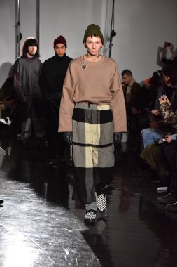 N. Hoolywood Nyfw sırasında