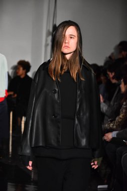 N. Hoolywood Nyfw sırasında