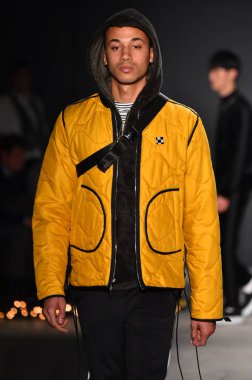 Ovadia ve oğulları pist gösteri