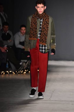 Ovadia ve oğulları pist gösteri