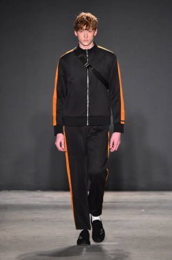 Ovadia ve oğulları pist gösteri