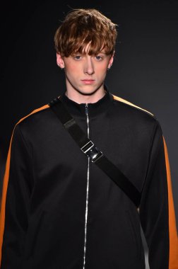 Ovadia ve oğulları pist gösteri