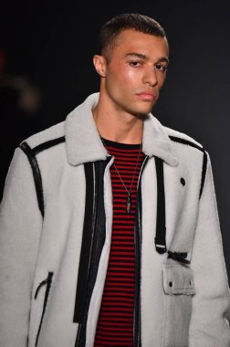 Ovadia ve oğulları pist gösteri