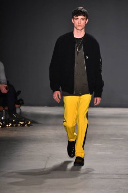 Ovadia ve oğulları pist gösteri