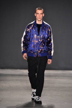 Ovadia ve oğulları pist gösteri