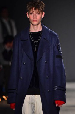 Ovadia ve oğulları pist gösteri 