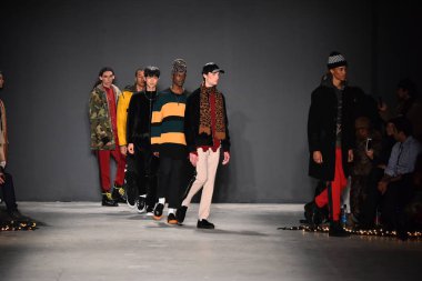 Ovadia ve oğulları pist gösteri