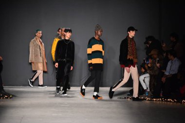 Ovadia ve oğulları pist gösteri