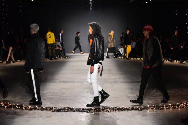 Ovadia ve oğulları pist gösteri