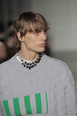 Raf Simons defile 