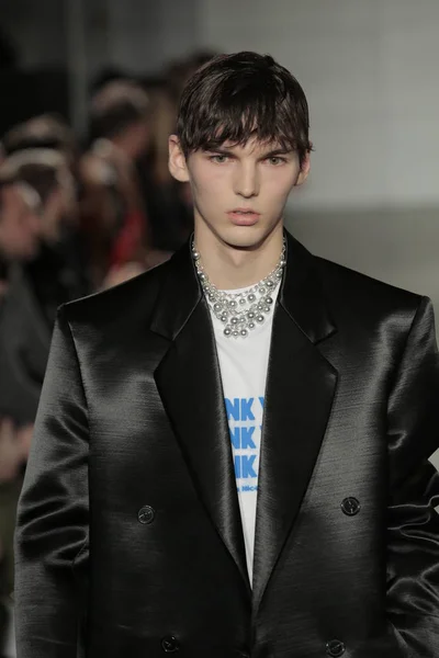 Raf Simons defile — Stok fotoğraf