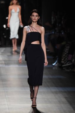  Cushnie Et Ochs koleksiyonu