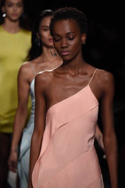 Cushnie Et Ochs koleksiyonu 
