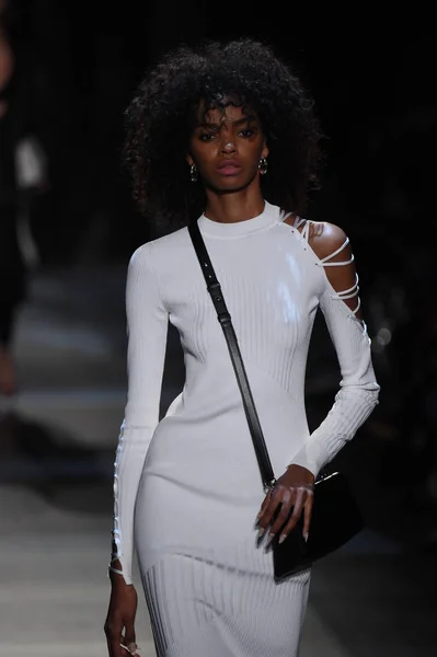 Cushnie Et Ochs koleksiyonu — Stok fotoğraf