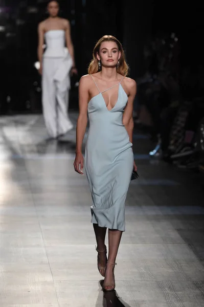 Collezione Cushnie Et Ochs — Foto Stock