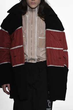 Telfar koleksiyonu moda defilesi