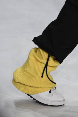 Telfar koleksiyonu moda defilesi