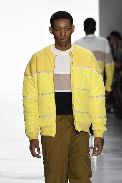 Telfar colección desfile de moda — Foto de Stock