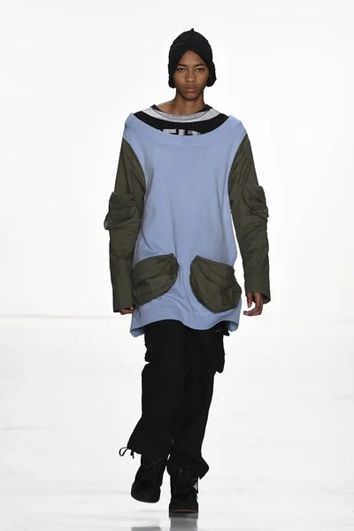 Telfar collectie modeshow — Stockfoto