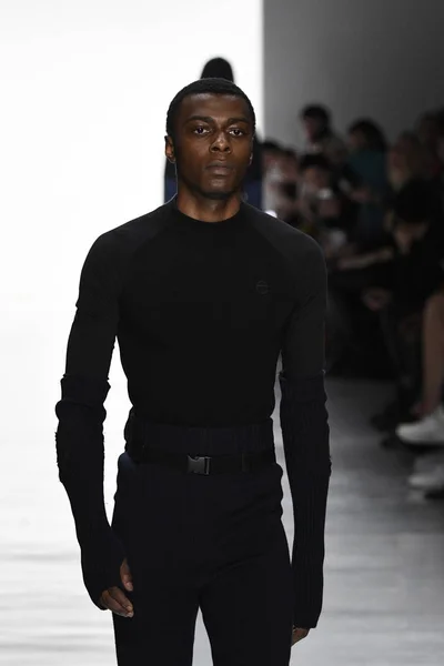 Collezione Telfar sfilata di moda — Foto Stock