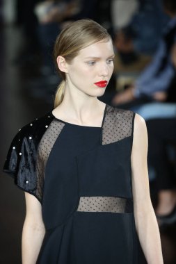  Jason Wu gösteri