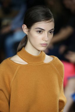 Jason Wu gösteri