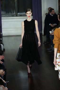  Jason Wu gösteri