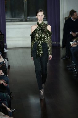  Jason Wu gösteri