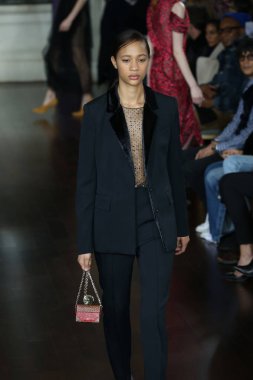  Jason Wu gösteri