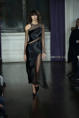  Jason Wu gösteri