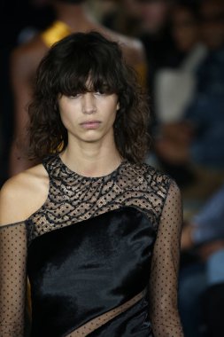 Jason Wu gösteri