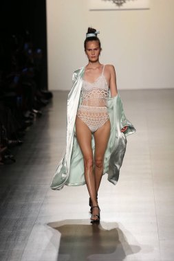 LanYu toplama sırasında New York Moda Haftası