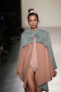 LanYu toplama sırasında New York Moda Haftası