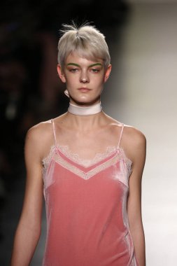 LanYu toplama sırasında New York Moda Haftası 