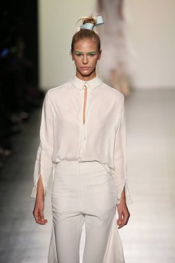 LanYu toplama sırasında New York Moda Haftası 