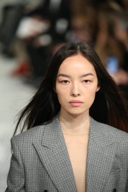 calvin klein koleksiyonu 