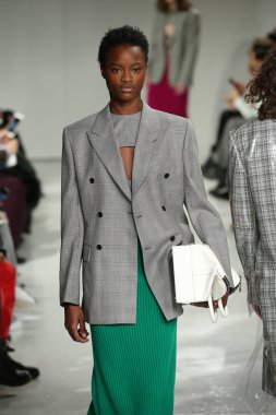 calvin klein koleksiyonu 