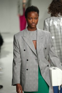 calvin klein koleksiyonu 